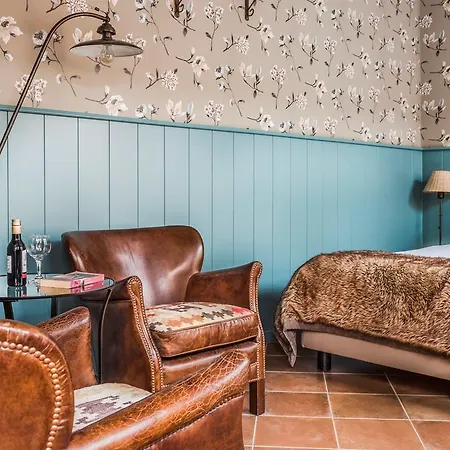Hotel Main Street 4*